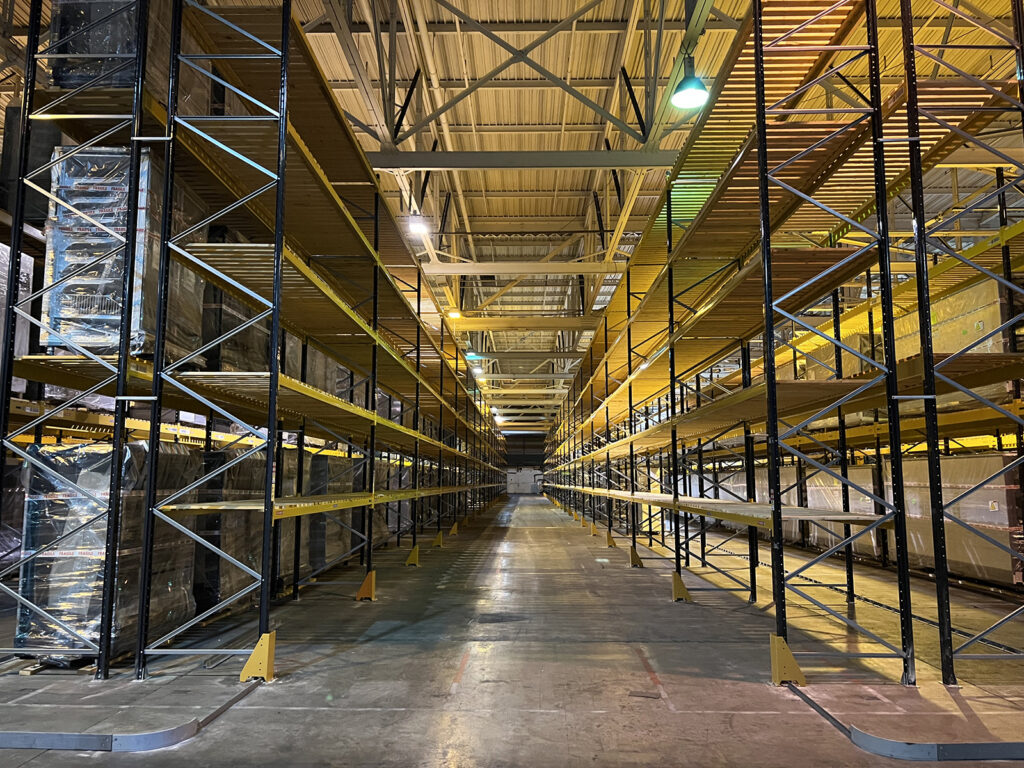 Adjustable pallet racking installation providing over 5,000 pallet storage positions in a third-party logistics warehouse in Leeds.